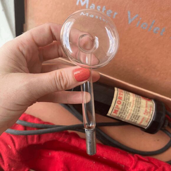 Antique Master Violet Ray Machine With 3 Glass Attachments Works Circa 1920’s - Picture 3 of 12